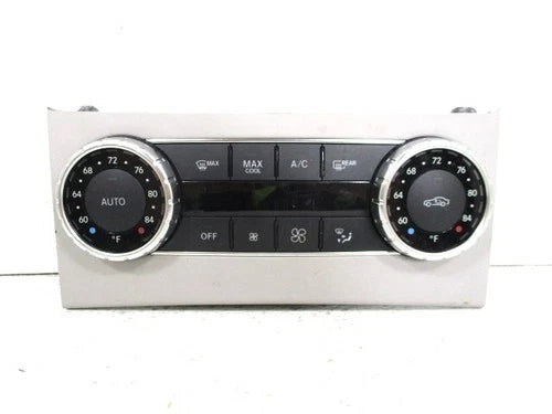 Mercedes C250 Front Dual Auto Temperature Control (2012) – Genuine OEM