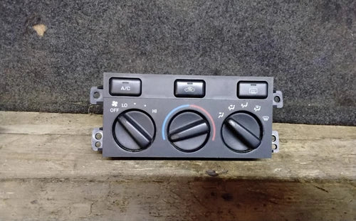 Toyota CAMRY HVAC Climate Control SWITCH MANUAL (1999–2000) – Genuine OEM