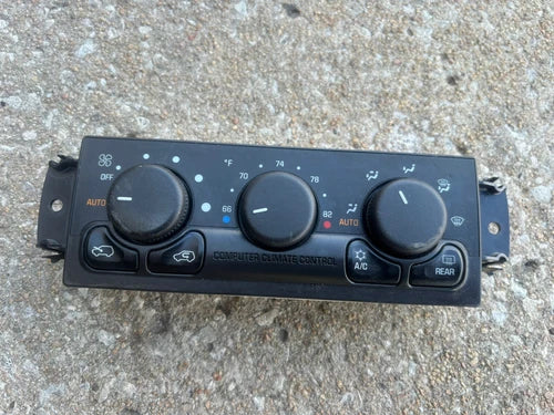 Cadillac Escalade A/C Heater Climate Temperature A/C Control (2002) – Genuine OEM