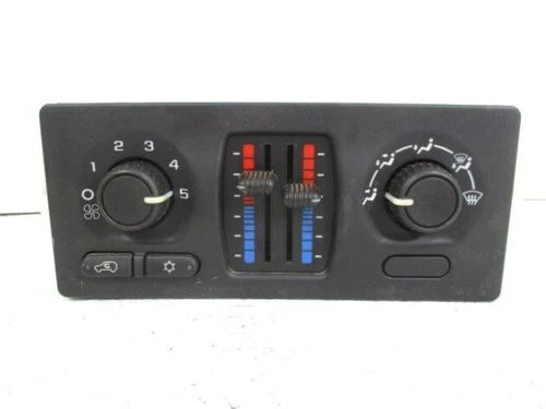 GMC Sierra 1500 Dual Manual Temperature A/C Control (2005–2007) – Genuine OEM