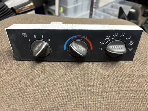 Manual A/C Temperature Control Switch Unit Heater For GMC Chevy and Isuzu – Genuine OEM