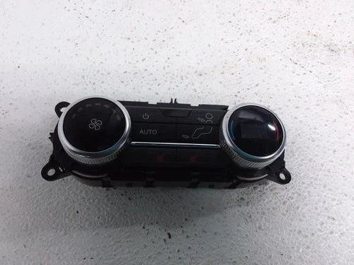 Ford EXPEDITION Rear Automatic Temperature Controller (2018) – Genuine OEM