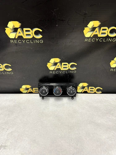 Jeep Patriot Front Manual Climate Control Assembly (2011–2017) – Genuine OEM