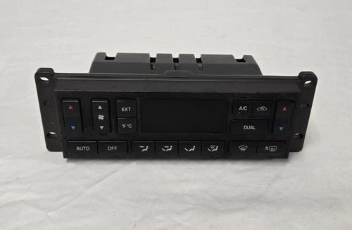 Lincoln Town Car Ultimate Front Dash Climate Control (2003–2006) – Genuine OEM