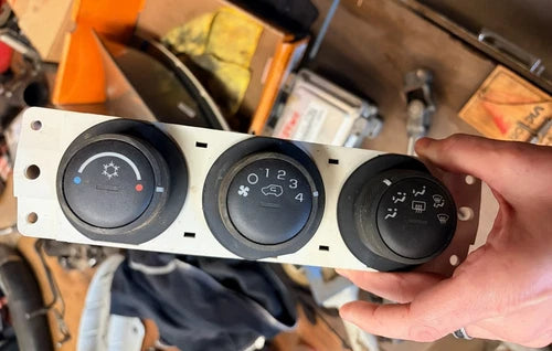 Hummer H3 HVAC Climate Control Used (2006–2010) – HVAC Replacement Part