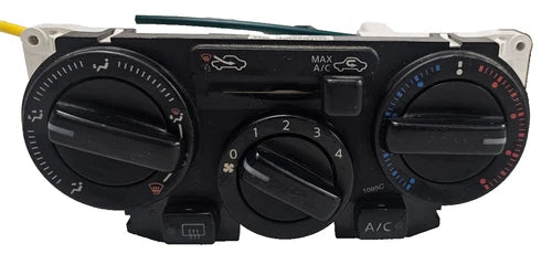 Nissan Versa Temperatur Climate Control A/C Heat T1011093T (2010–2012) – Genuine OEM