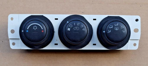 Hummer H3 H3T Heater A/C Climate Control Switch Module (2006–2010) – Genuine OEM