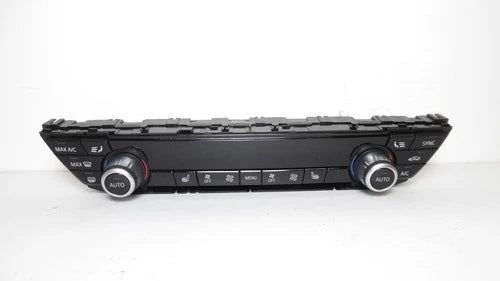 BMW 540i Auto Dual Climate A/C Heater Seat Temperature Control (2017–2020) – Genuine OEM