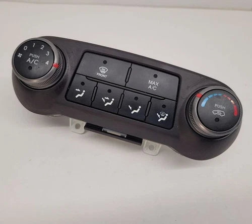 Hyundai Tucson A/C Heater Manual Climate Control Panel (2014–2015) – Genuine OEM