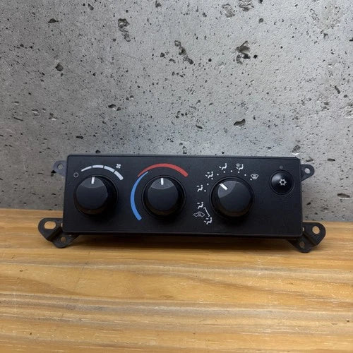 2005 HVAC Control Component – Genuine OEM
