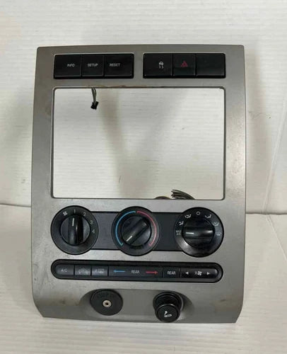 Ford Expedition A/C Heat Climate Control (2007–2009) – Genuine OEM