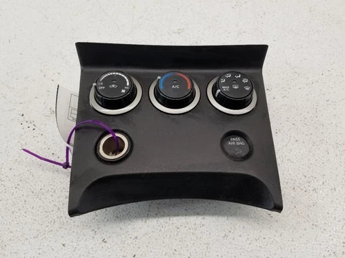 Nissan Rogue Temperature Control Unit Panel Manual (2011–2015) – Genuine OEM
