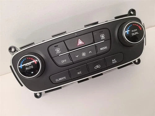 Kia Sorento HVAC Climate Control Navigation Rear A/C (2014–2015) – Genuine OEM