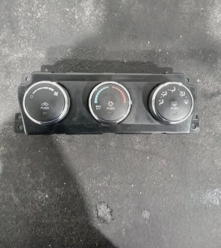Dodge RAM 1500 A/C Heater Temperature (2011–2012) – Genuine OEM