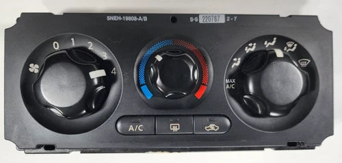 Nissan Xterra Climate Control A/C Temperature Unit (2005–2008) – Genuine OEM