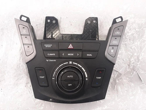 Hyundai Santa Fe Climate HVAC Climate Controls (2013–2016) – Genuine OEM