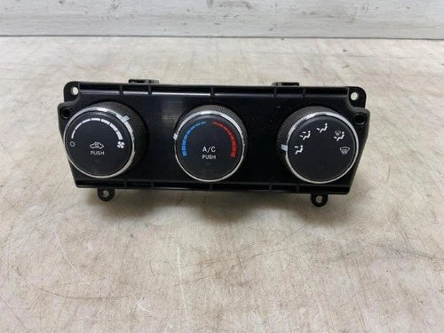 Jeep Wrangler A/C Heater Manual Climate Control (2014–2018) – Genuine OEM
