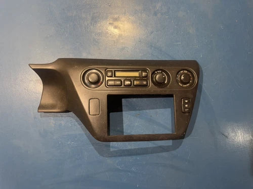 Honda ODYSSEY A/C HEAT Climate Control WITH BEZEL (1999–2004) – Genuine OEM