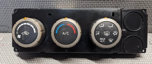 Nissan Titan HVAC Heater Climate Control 27500-ZH11A (2005–2006) – Genuine OEM