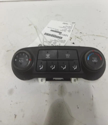 Hyundai Tucson HVAC Climate Control (2014–2015) – Genuine OEM | Ref SKU-10605