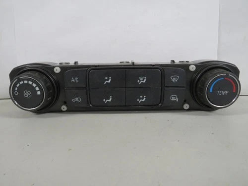 GMC Sierra 1500 Front Manual HVAC Climate Control (2017–2019) – Genuine OEM