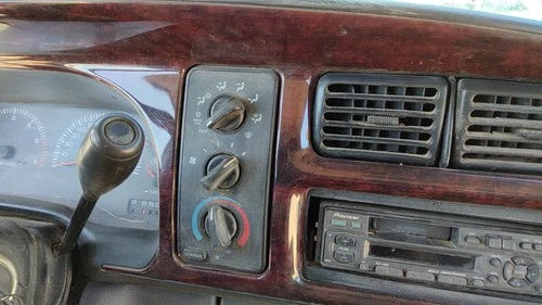 RAM 1500 Temperature Control Module In Dash Heater A/C Head Unit (1998) – Genuine OEM