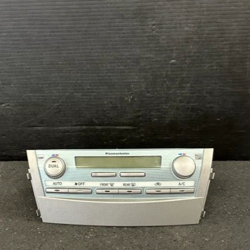 Toyota Camry HVAC Climate Control Assembly (2007–2009) – Genuine OEM