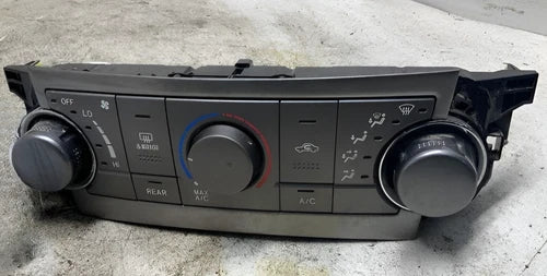 Toyota HighlanderAC Heater Climate Control Automatic (2011–2013) – Genuine OEM