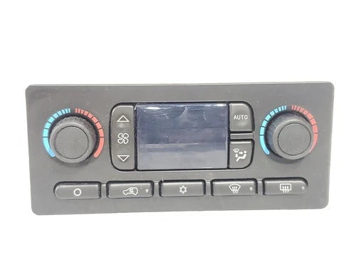 GMC Sierra 2500 HVAC Control Component (2004) – Genuine OEM