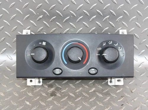 Jeep Grand Cherokee manual HVAC Climate Control (1999–2004) – Genuine OEM