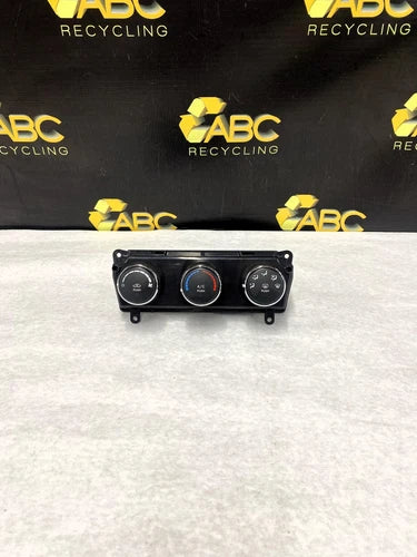 Jeep Compass Front Manual Climate Control Assembly (2011–2017) – Genuine OEM
