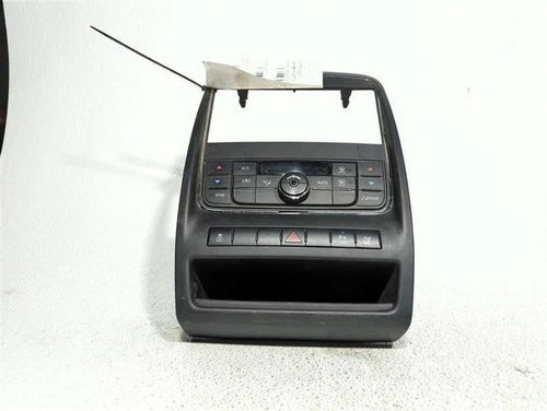 Jeep Grand Cherokee Manual Climate HVAC Climate Control (2011–2013) – Genuine OEM