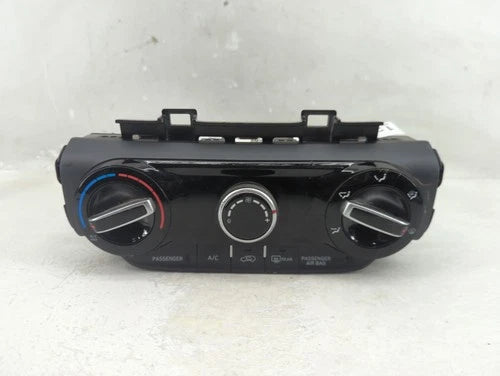 Hyundai Kona A/C Heater Roof Climate Control Temperature (2022–2022) – Genuine OEM