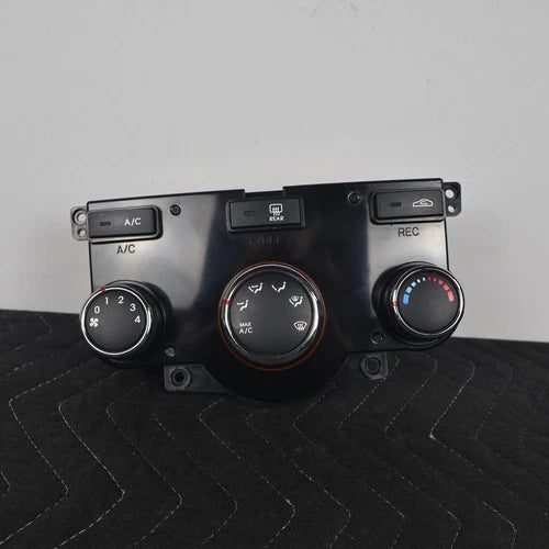 Kia Forte A/C Heater Manual Climate Control Temperature (2010–2013) – Genuine OEM