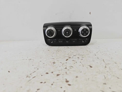 Audi TT 8J A/C Climate Control Panel 8J0820043BH (2011–2013) – Genuine OEM