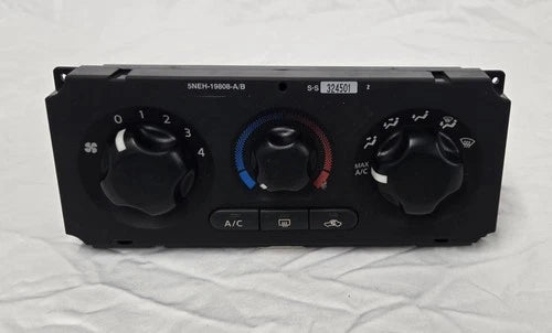 Nissan Xterra X Front Dash Climate Control Assembly (2005–2010) – Genuine OEM