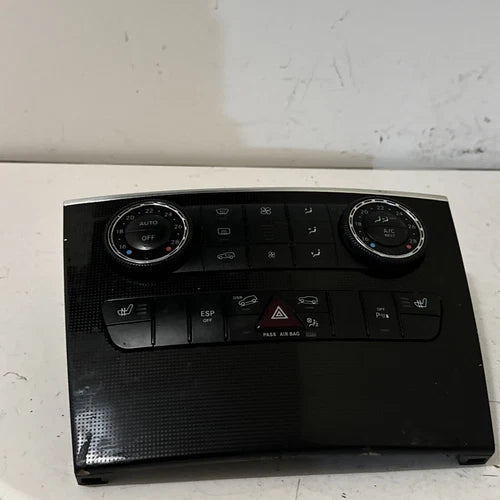 Mercedes ML320 A/C Climate Control (2007) – Genuine OEM