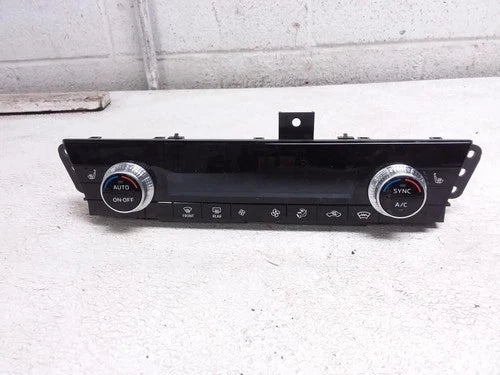 Mitsubishi OUTLANDER Front Dual Zone Automatic Temperature Controller (2024) – Genuine OEM