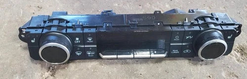 Toyota Highlander Front A/C Temperature Climate Heater Controls (2020–2022) – Genuine OEM