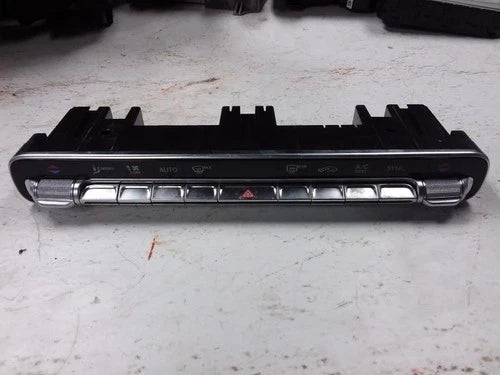 Mercedes-Benz GLS450 Front Dual Zone Automatic Temperature Controller (2020) – Genuine OEM