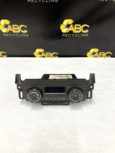 Buick Lucerne Climate Control Assembly ID 15892086 (2007–2011) – Genuine OEM