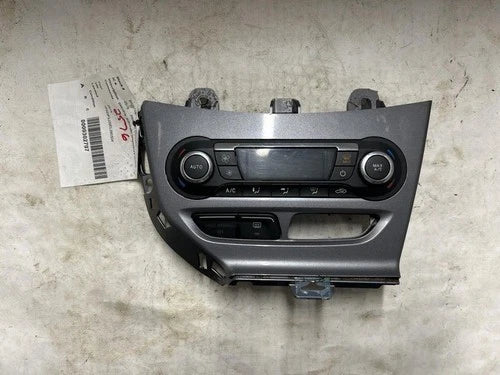 Ford FOCUS HVAC Climate Control automatic from 10/06/13 (2014) – HVAC Replacement Part