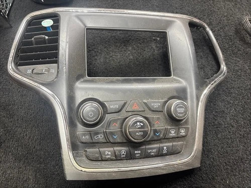 Jeep Grand Cherokee A/C And Heater Temperature Control (2018–2022) – Genuine OEM
