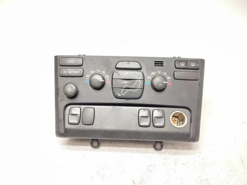 Volvo XC90 A/C Temperature Control Unit (2003–2012) – Genuine OEM