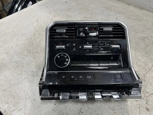 Nissan ARMADA Front Automatic Temperature Controller (2025) – Genuine OEM