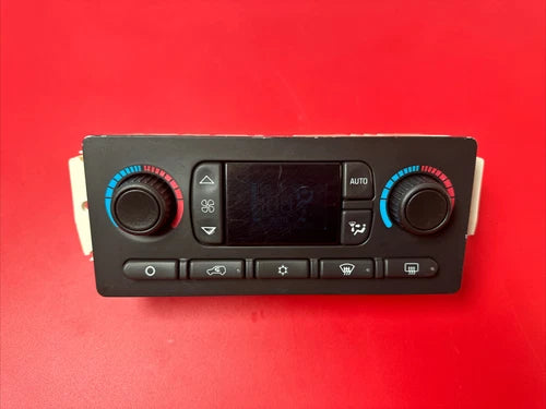 Silverado Sierra Auto Heater Digital Climate Control (2003–2006) – Genuine OEM