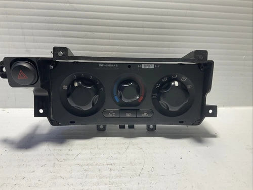 Nissan Xterra A/C Heater Manual Temperature Climat Control (2005–2012) – Genuine OEM