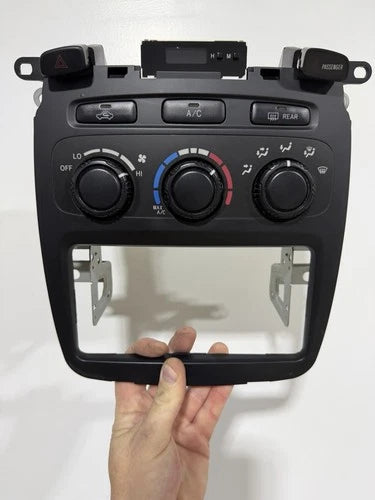 Toyota Highlander HVAC Climate Control (2001–2007) – Genuine OEM
