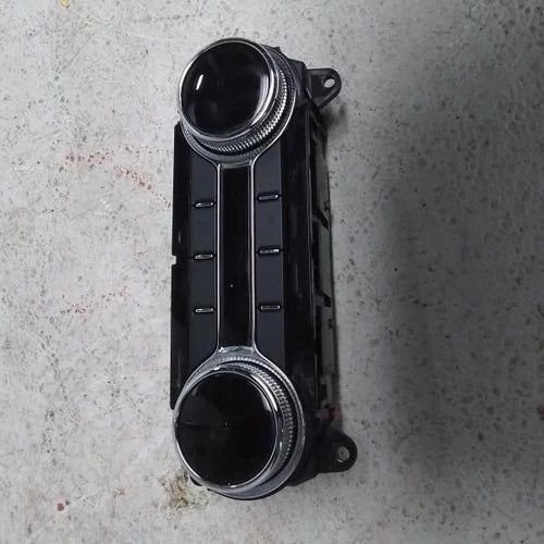Lincoln NAVIGATOR Rear Row 2 Temperature Controller (2019) – Genuine OEM