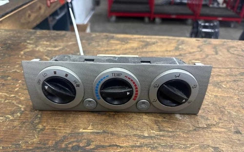 Toyota Tacoma HVAC Climate Control Silver (2005–2010) – Genuine OEM